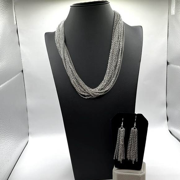 Layered Chain Link Necklace and Earrings Set 24 Multiple Layers of Chains - Picture 5 of 11